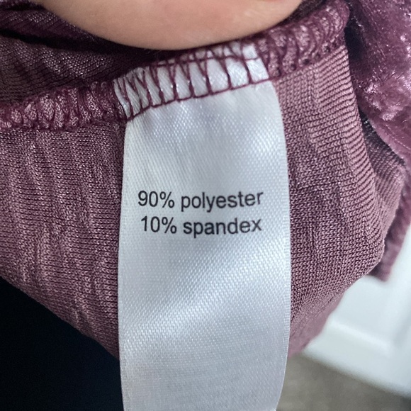 Maurices Women’s Velvet Tank Top Adjustable Straps sz L NWT - Picture 6 of 7